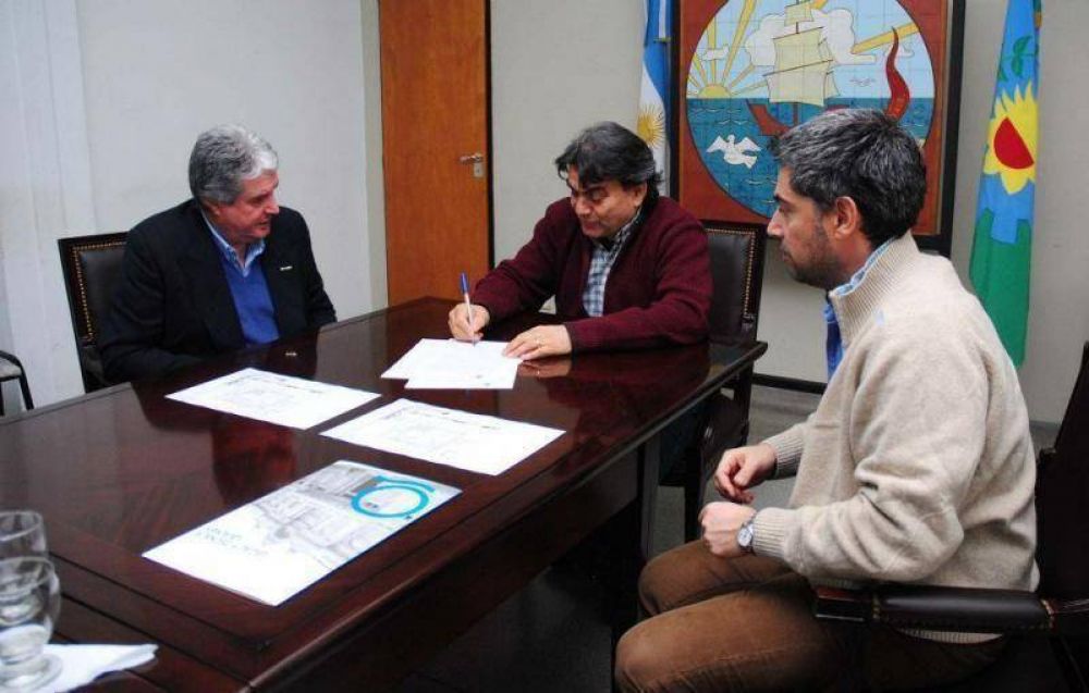 �Pejerrey Club�: firma de inicio de obras