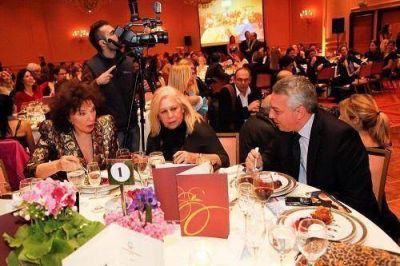 Tigre en la Gala de la Fundaci�n Nuevas Olimp�adas Especiales