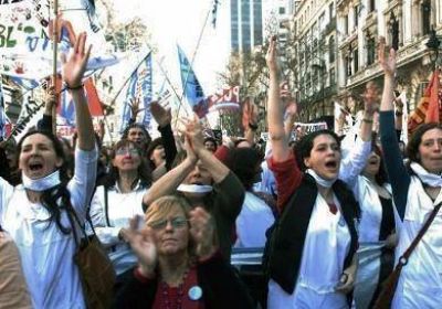 'Mientras Macri est� en la Ciudad debemos defender la escuela p�blica'