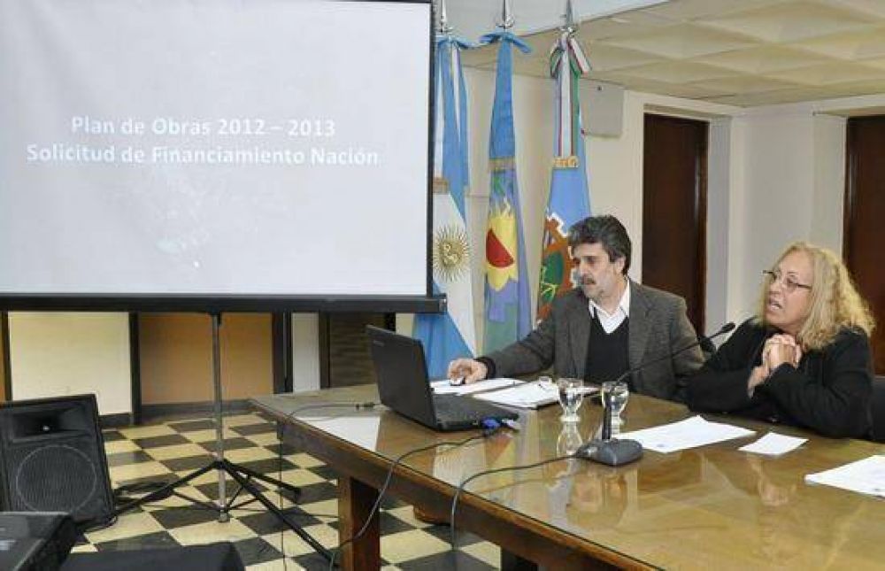 El Municipio asegur� que la obra publica �no corre peligro� pese a la situaci�n econ�mica