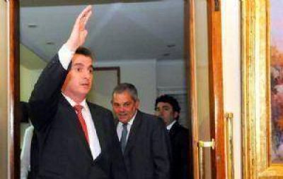 P�rez acepta desdoblar a cambio de la reelecci�n