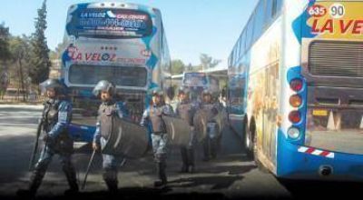 La Justicia intim� a trabajadores desbloquear el dep�sito de La Veloz