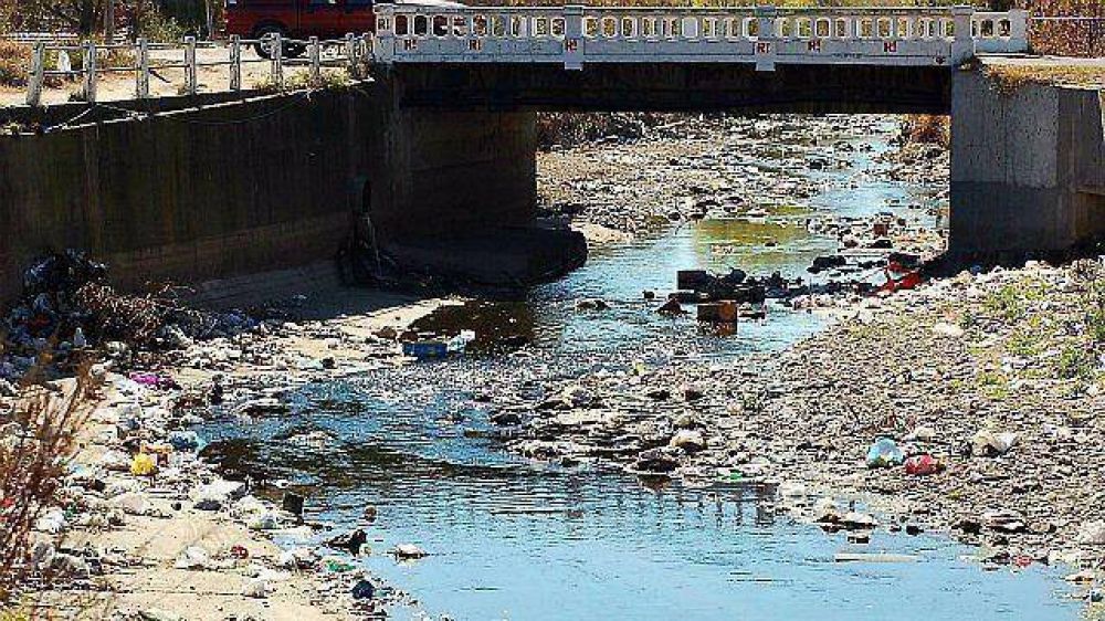 Se realizar�n operativos integrales de limpieza en barrios y arroyos de la ciudad