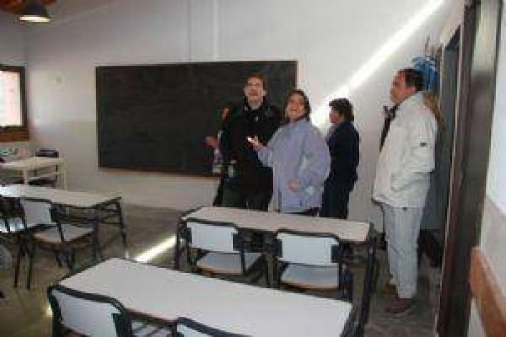 Antofagasta de la Sierra cuenta con nueva escuela albergue inaugurada por Sileoni