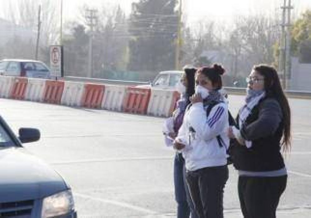 Protesta en el peaje contra la contaminaci�n 