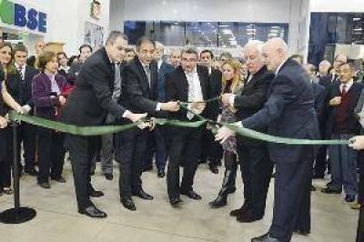 El Banco Santiago del Estero abri� su nueva casa en pleno centro de C�rdoba