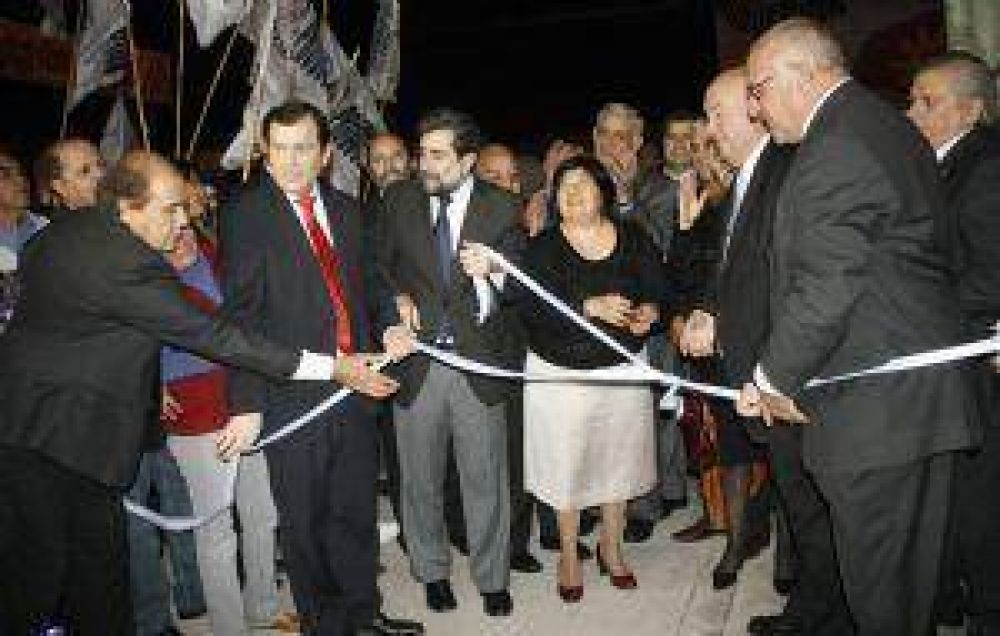 En Ojo de Agua, Zamora festej� con inauguraciones