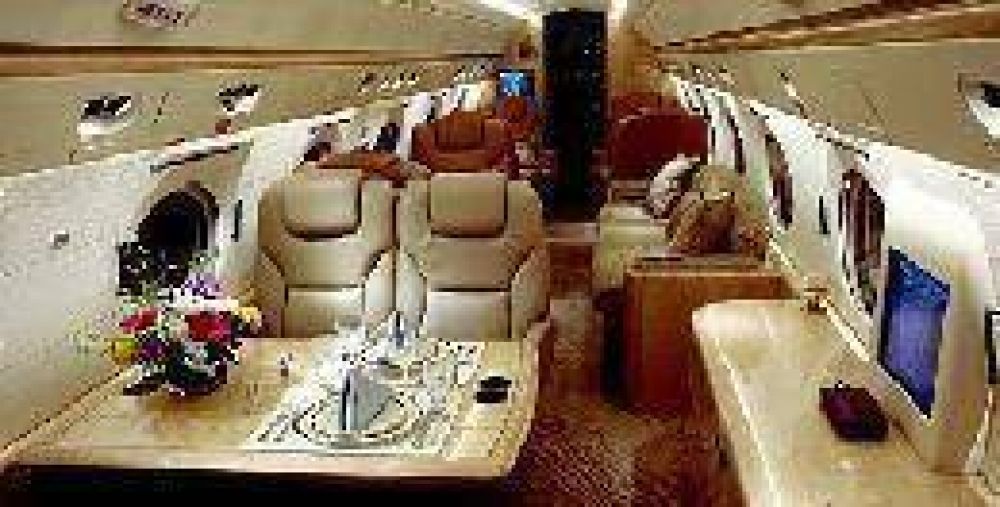 En dos d�as, Closs gast� m�s de 150 mil pesos en vuelos vips
