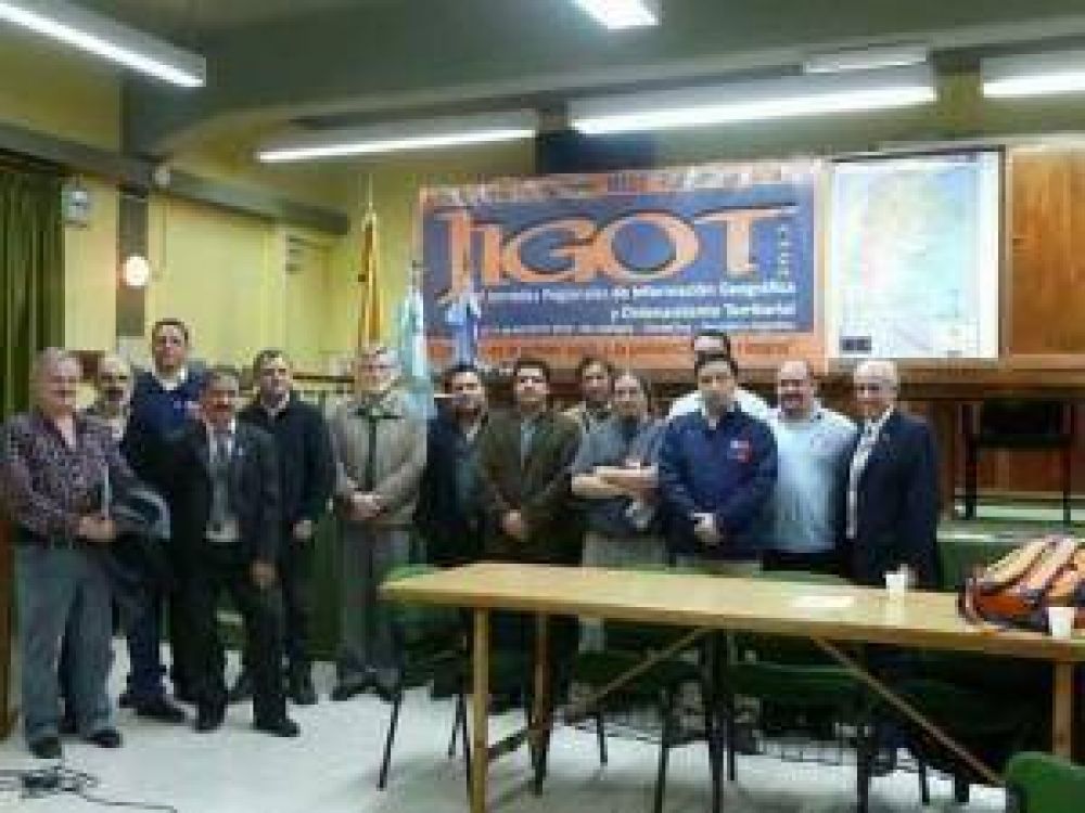 Defensa Civil provincial particip� de las V Jornadas Regionales de Informaci�n Geogr�fica y Ordenamiento Territorial