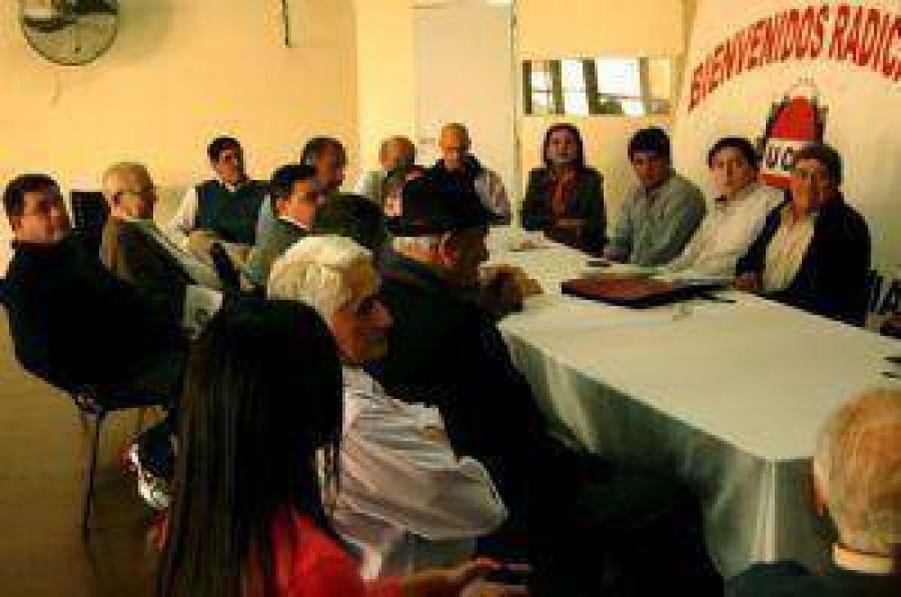 Para el MIRA, �Castillo y Brizuela del Moral ni a palos dar�n la interna�