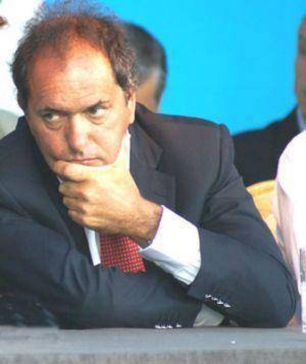 ABSA: Scioli justific� el tarifazo y no habr�a marcha atr�s en Varela 