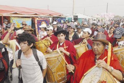 M�s de cien mil personas realizaron una enorme demostraci�n de fe en San Gil