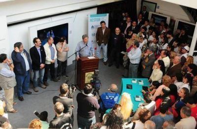 Horacio Gonz�lez inaugur� la exposici�n �N�stor por Todos�