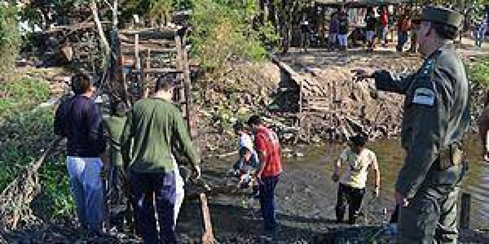  Gendarmer�a sigue destruyendo pasos no habilitados