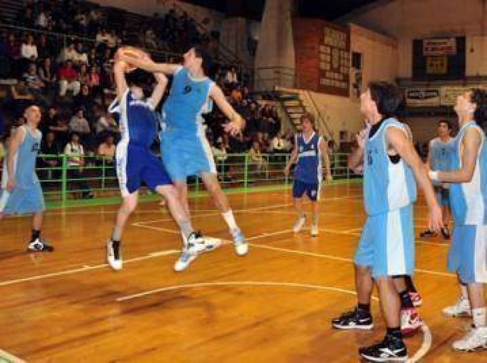 B�squet: el Sub 17 de Tres Arroyos se qued� en la puerta