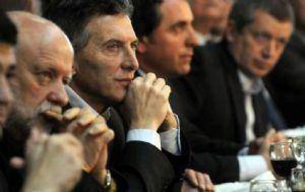 Macri llega a Mendoza para inaugurar una filial de su fundaci�n