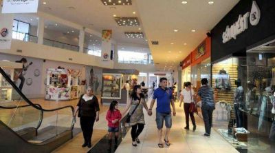 Inaugur� ayer en Guaymall�n un nuevo shopping