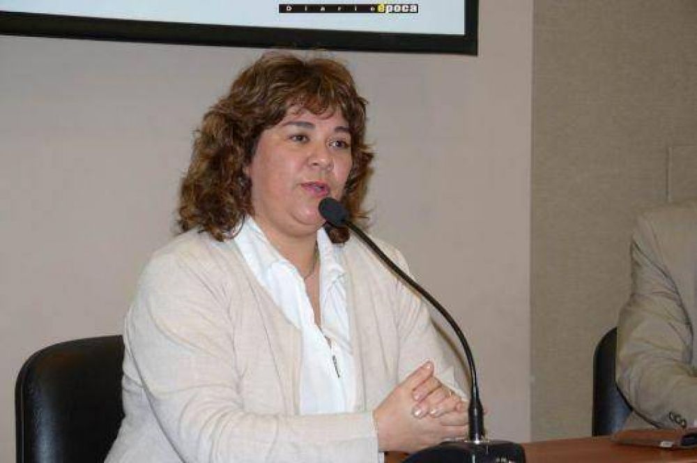 �No debemos tener miedo a debatir con los j�venes�
