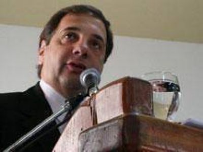 Procesan al ex intendente Casc�n por �falsedad ideol�gica� 