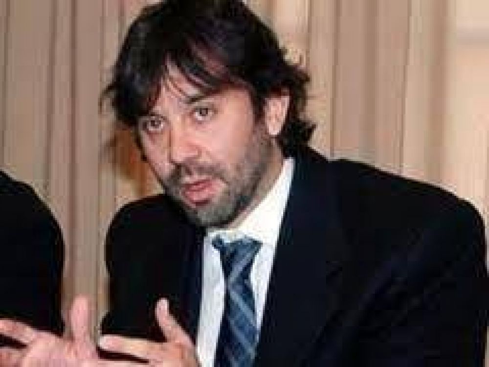 El ministro �lvarez pidi� responsabilidad a la ciudadan�a por la seguridad vial
