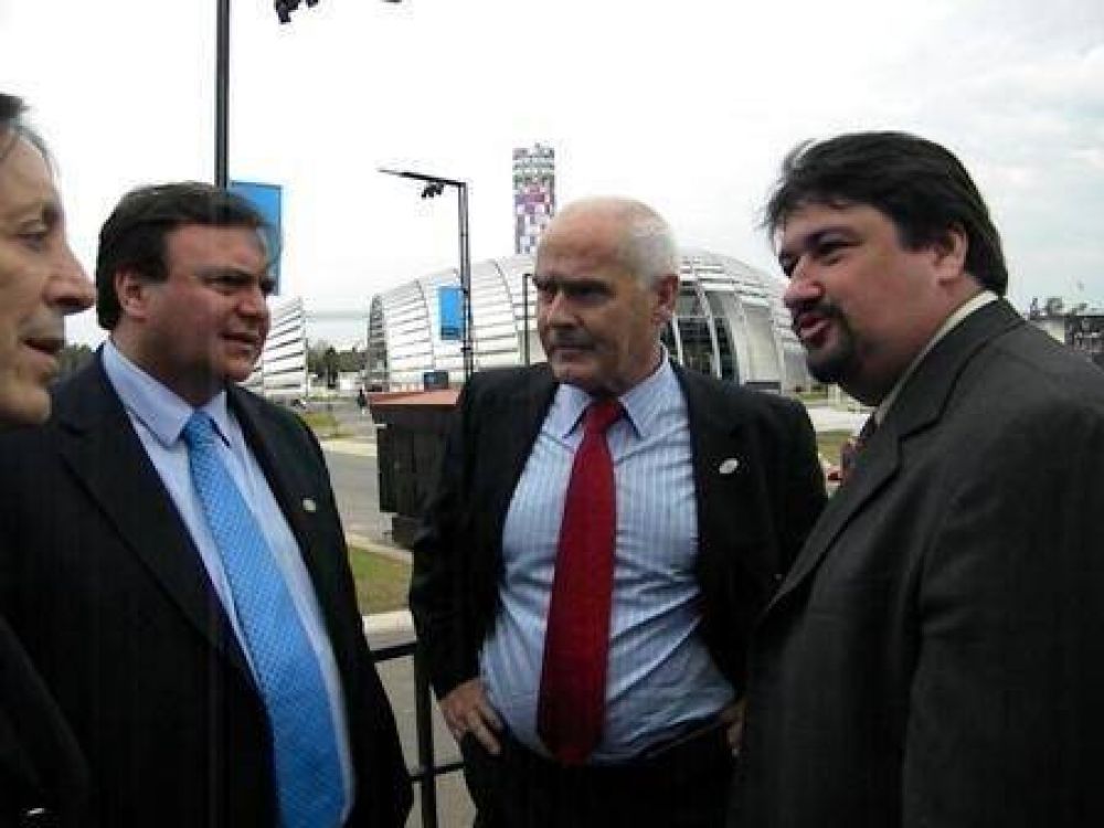  Closs: �Es una joya que expresa toda nuestra ciencia, nuestra cultura y nuestro trabajo�