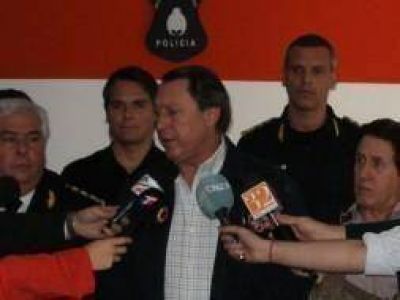 Asesinato en Lan�s: Casal anuncia 2 detenidos y refuerza seguridad con Grupo Halc�n