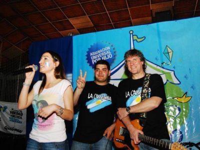 Boudou festej� con los chicos y La C�mpora en la ciudad