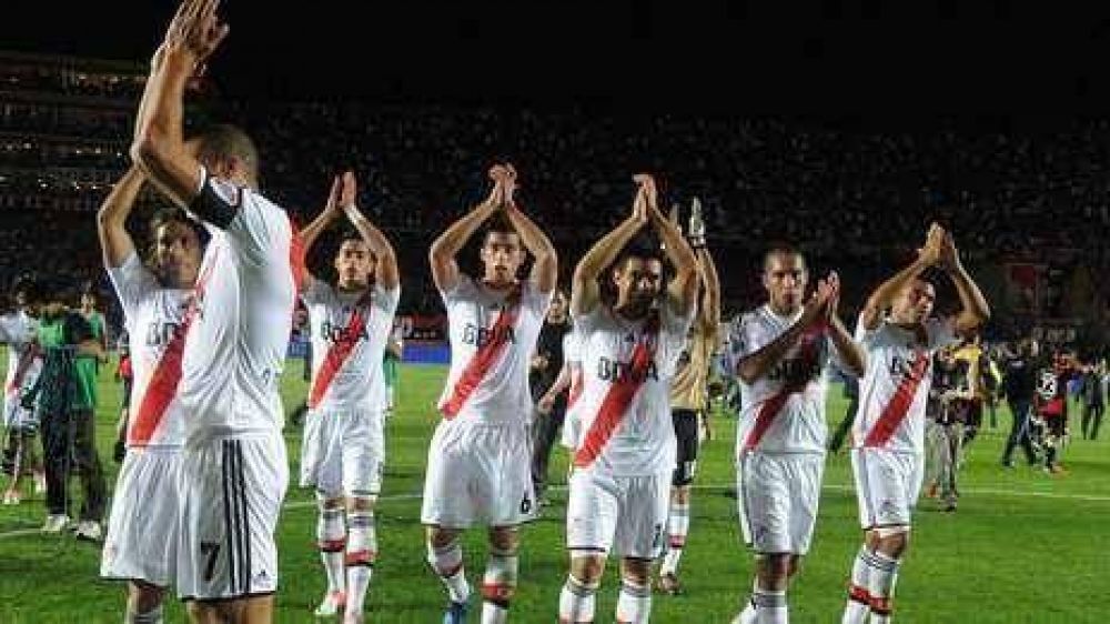 COLON 1 - RIVER 1: Y el tiro del final...