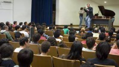 El Programa de Desarrollo Musical contin�a desde el jueves