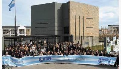 M�s de 1000 empresarios confirmados en el festejo de Cristina en Tecn�polis