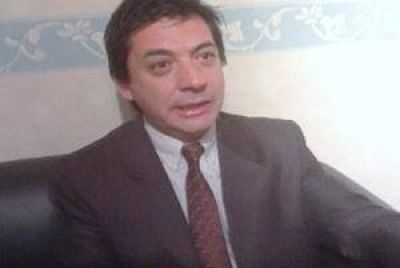Asume el nuevo director regional de IOMA