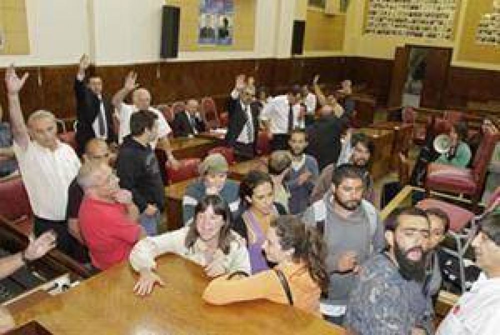 Tribunal de Cuentas objet� la forma en que se aumentaron las Tasas