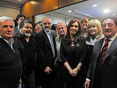 El kirchnerismo domina la agenda del debate pol�tico y le apunta al 2015