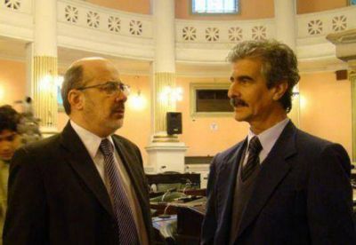 Rufino se reuni� con docentes "sin techo"