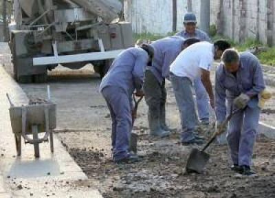  El Municipio Capitalino contin�a ejecutando obras viales en la ciudad