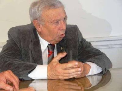 Papelera: la UNICEN pondr� a trabajar equipos t�cnicos para la reactivaci�n de la f�brica local