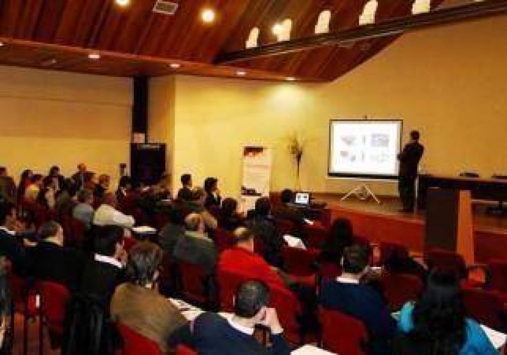 Destacan el avance de los gobiernos electr�nicos 