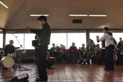  Se reinaugur� la Isla de los P�jaros en la laguna