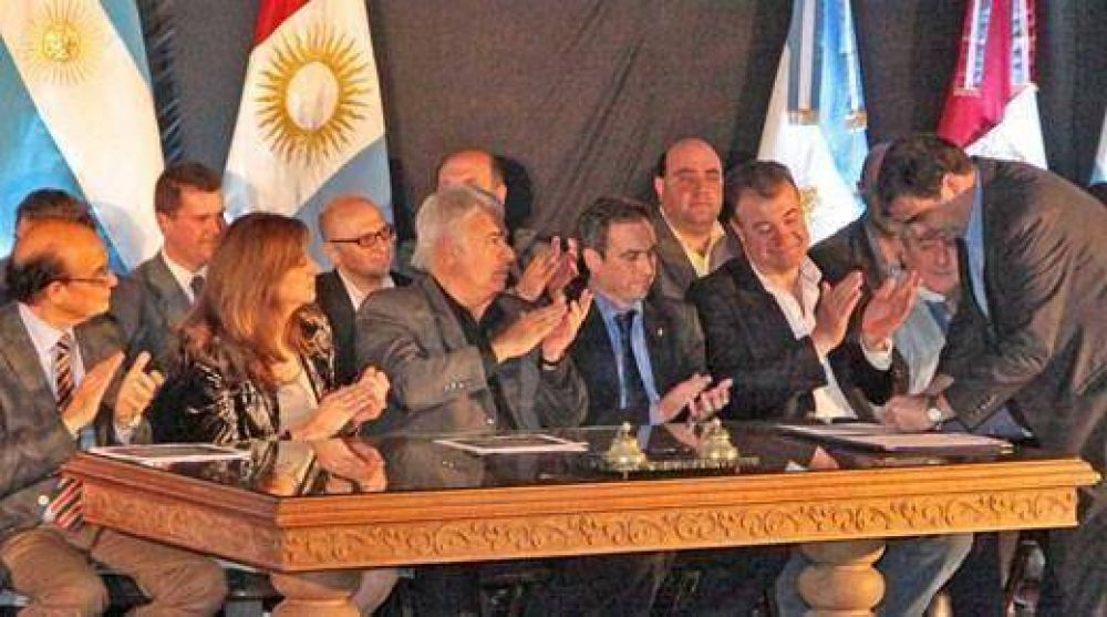 Municipios van ahora por $ 148 millones que la Provincia les retuvo en 2010 y 2011