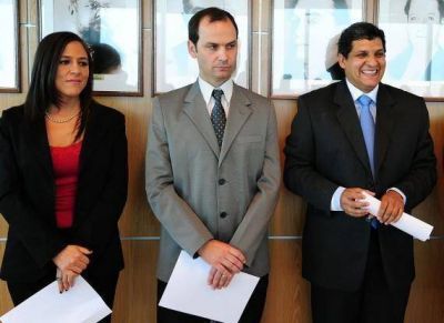 Asumieron funcionarios en el Gabinete Provincial