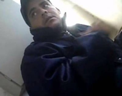 C�mara oculta compromete a un polic�a coimero