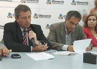  Emilio Monz� estuvo con Eseverri: ``espero que el a�o electoral no empa�e las charlas con la Mesa de Enlace�.