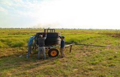 En la zona de la ruta 86 trabajan en la canalizaci�n para los tubos