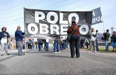 Vecinos y cooperativistas protestaron en el cruce de las rutas 5 y 7