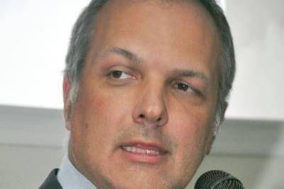 Buzzi regresa a la ciudad para cumplir otra cargada agenda de actividad oficial