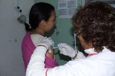 Contin�a la vacunaci�n contra la hepatitis en los centros de salud