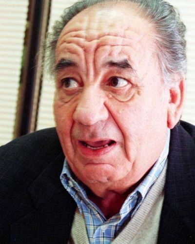Muri� el farmac�utico y ex diputado C�rdenas.