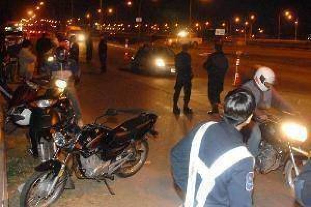 Los operativos de tr�nsito se convirtieron en tareas de alto riesgo para los polic�as