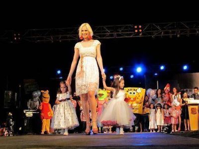 Posadas Desfile Show: moda y m�sica bajo la luna llena