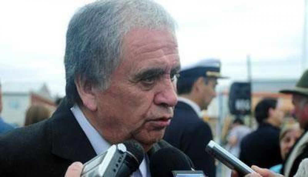 Cat�n se manifest� en contra del empr�stito de Peralta y lo mando a buscar soluciones creativas